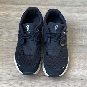 On Cloud Running Women's Black and White Athletic Shoes